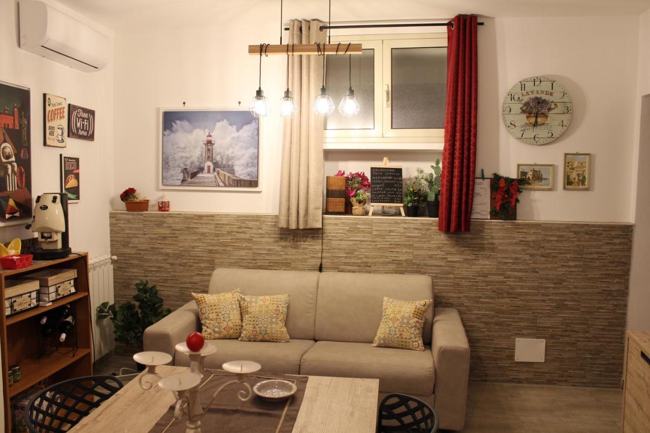 Zisa Home Ai Cantieri Culturali-Facile Posteggio In Strada No Ticket Палермо Экстерьер фото